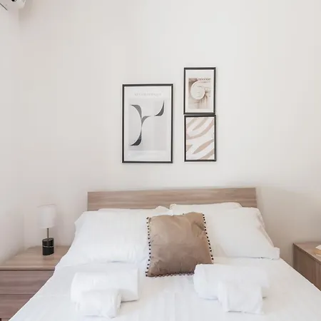 The Rent - Spacious Flat A Stone's Throw From The Vatican Апартаменты Рим