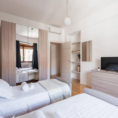 Apartment The Rent - Spacious Flat A Stone's Throw From The Vatican