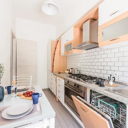 Apartamento The Rent - Spacious Flat A Stone's Throw From The Vatican Roma