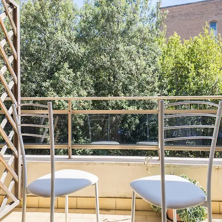 The Rent - Spacious Flat A Stone's Throw From The Vatican * Roma